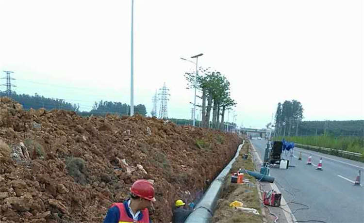 610鋼管樁廠家，卷板鋼護筒廠家，2620mm螺旋焊管，dn2000螺旋焊管